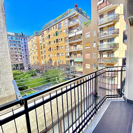 Beada Home, A Pochi Passi Dal Centro Storico E Da Navigli, Con Fermata Metropolitana Vicino Casa * Милан